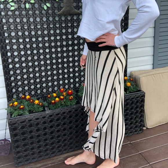 High low skirt - Picture 3 of 6